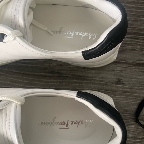 Ferragamo sneakers - Picture 3 of 8